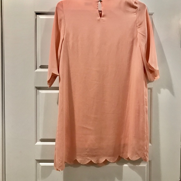 Pale Pink Keyhole Scalloped Dress Small Tobi - Picture 2 of 3